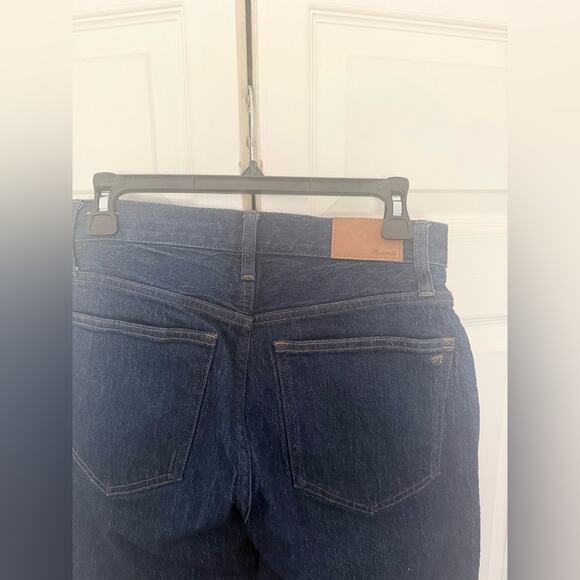 Madewell Perfect Vintage Straight Jean in Greenhaven Wash: Seamed Version 28 - Picture 6 of 9